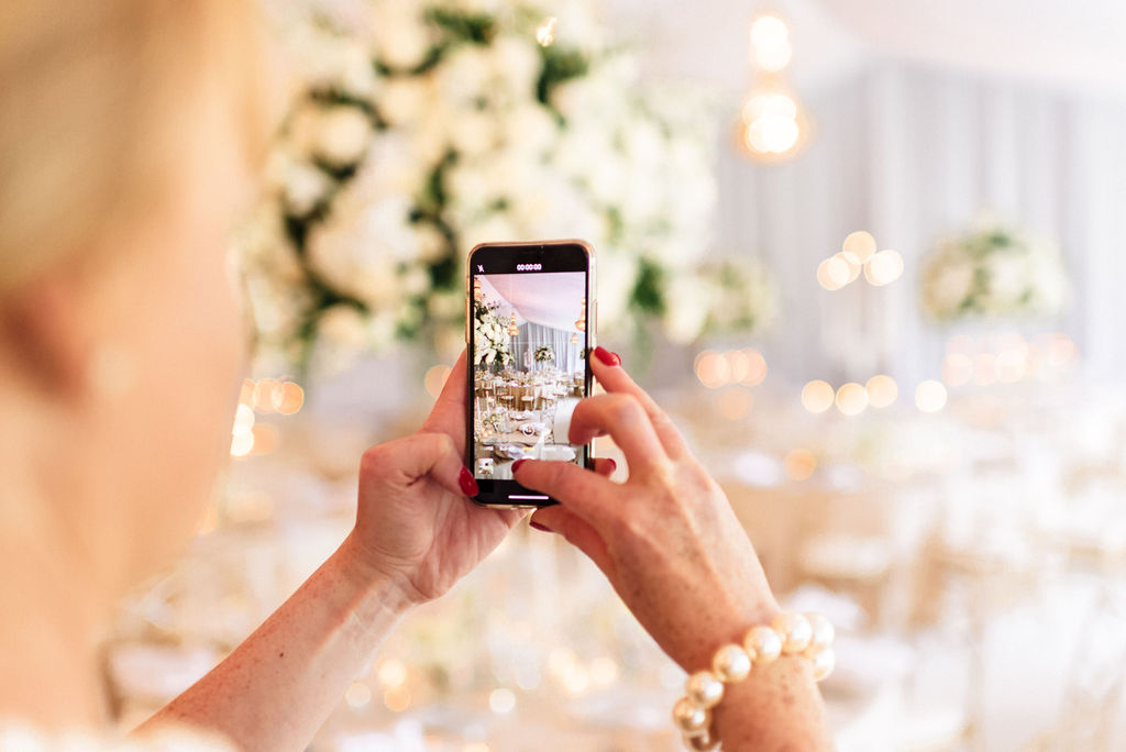 Dine | Wedding Planners | Social Media Rules at Weddings