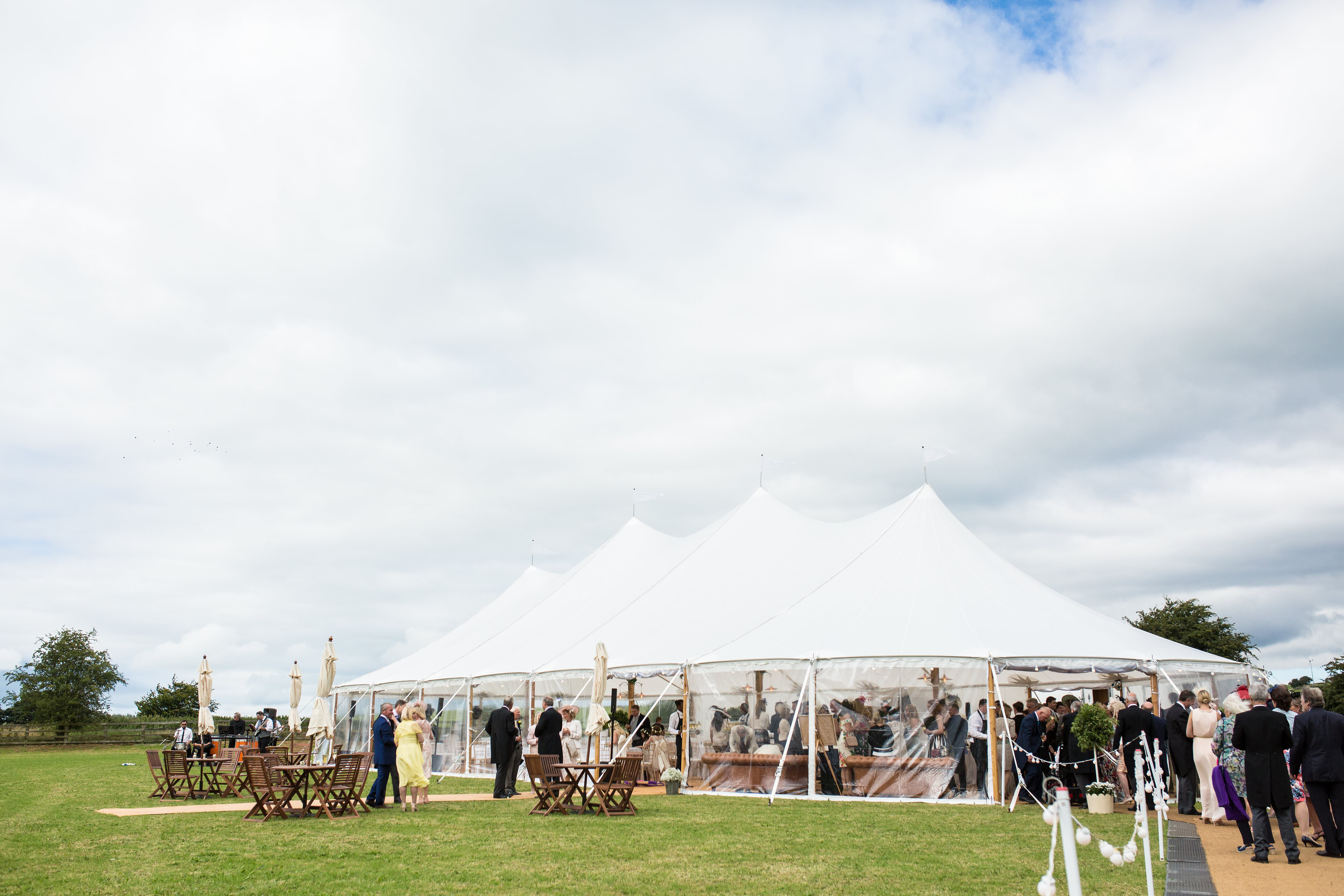 BenandEmmaWeddingBottonBeckFarm(409of931)