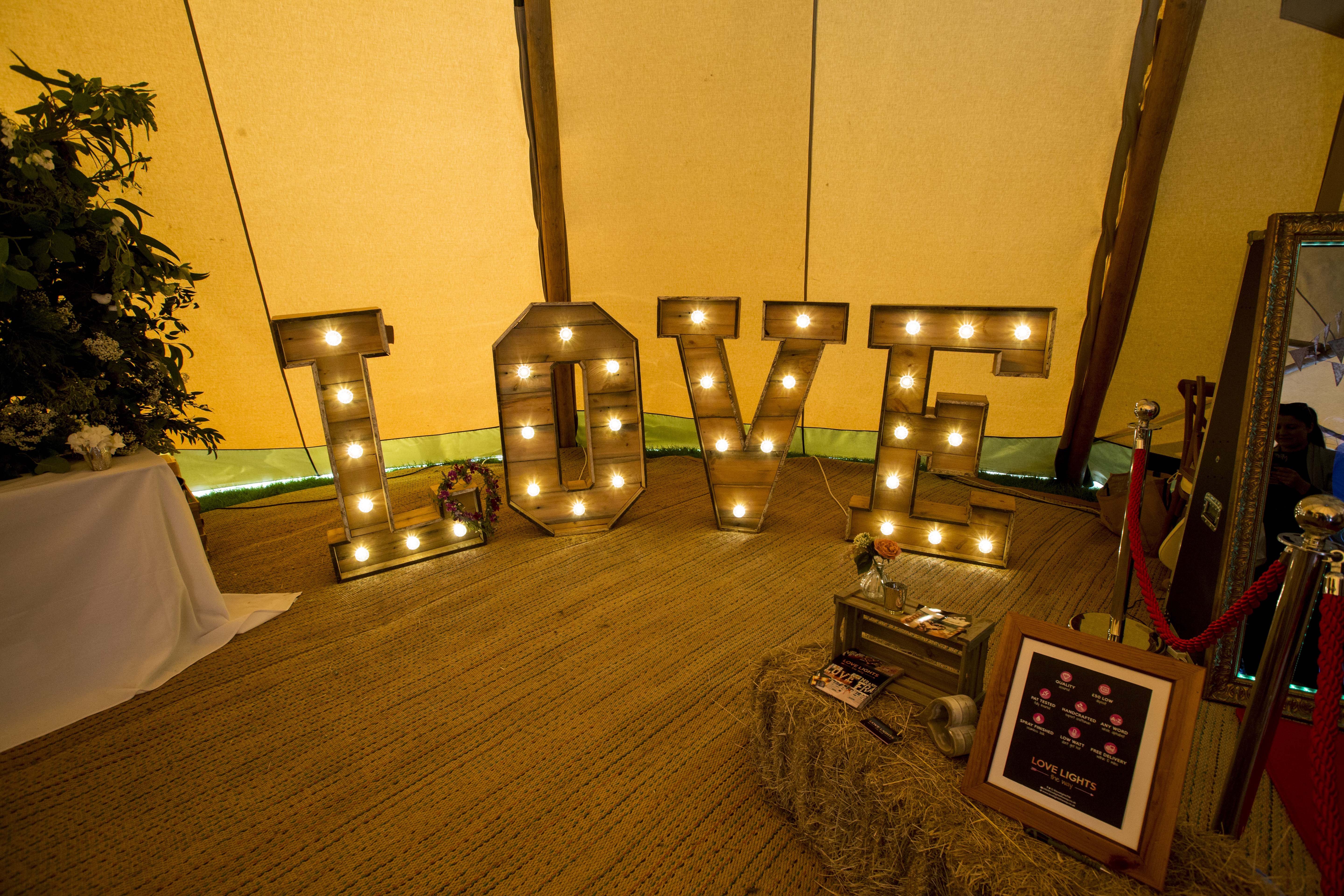 Love lights - a popular decor choice