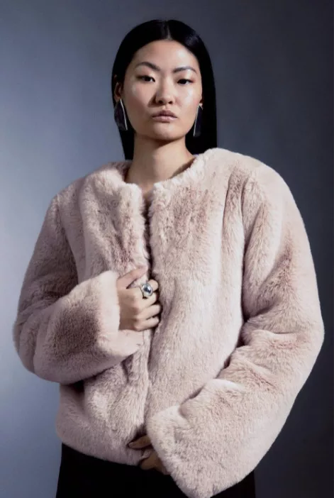 Ultimate Guide to Choosing a Winter Wedding Guest Outfit Dine