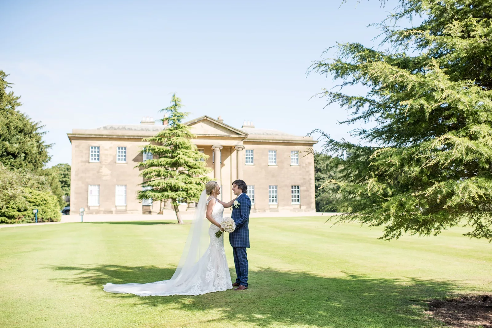 Dine Venues | Rise Hall | Romantic wedding venue | Yorkshire wedding | Jane Beadnell Photography