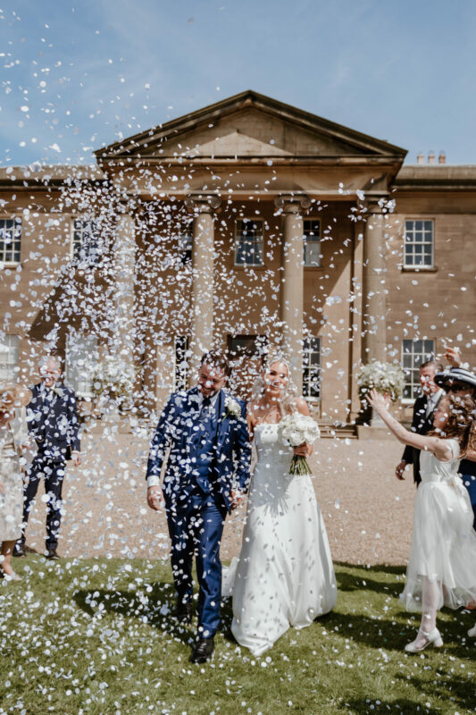Dine Venues | Rise Hall | Summer wedding Yorkshire | Luxury wedding venue with bedrooms